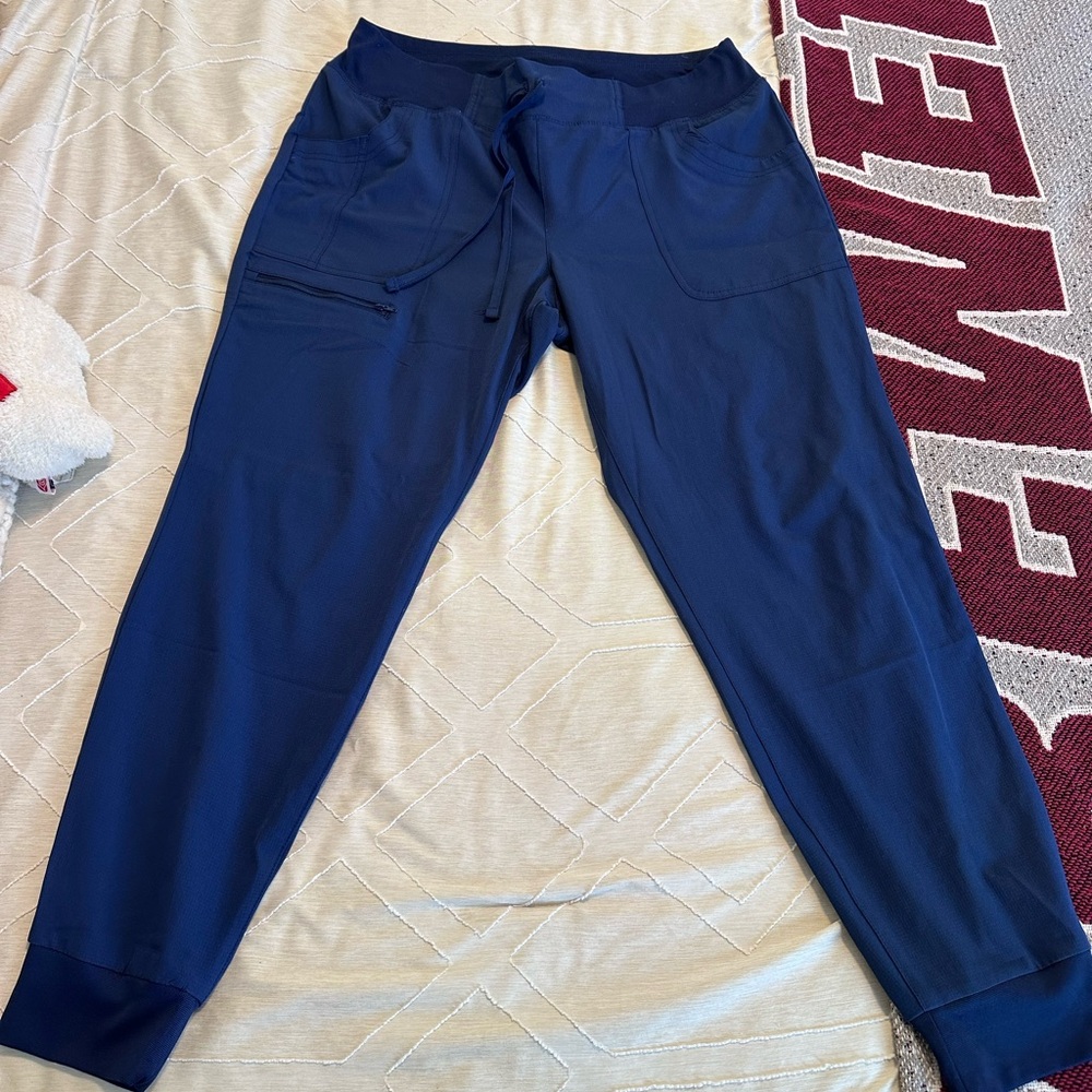 Women’s Navy Blue Jogger Scrubs